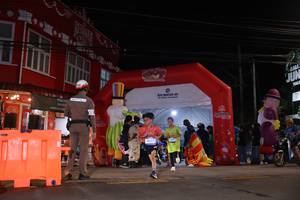 BIB: 4517
                            <button type="button" onclick="openModal(26224518)" class="btn btn-primary btn-sm float-right btn-popup" data-toggle="modal" data-target=".modal-high-quality">
                        <i class="fas fa-shopping-cart"></i> Add to Cart
                    </button>
                                            <button type="button" onclick="isThisMe(26224518, true)" class="btn btn-success btn-sm float-right btn-popup btn-isme hidden" data-toggle="tooltip" data-placement="bottom" title="นี่คือรูปของคุณใช่ไหม คลิกที่นี่เพื่อเอาเข้าอัลบั้ม">
                        <i class="fas fa-plus"></i> Add to album
                    </button>
                    <button type="button" onclick="isThisMe(26224518, false)" class="btn btn-warning btn-sm float-right btn-popup btn-isnotme hidden">
                        <i class="fas fa-ban"></i> Remove from album
                    </button>